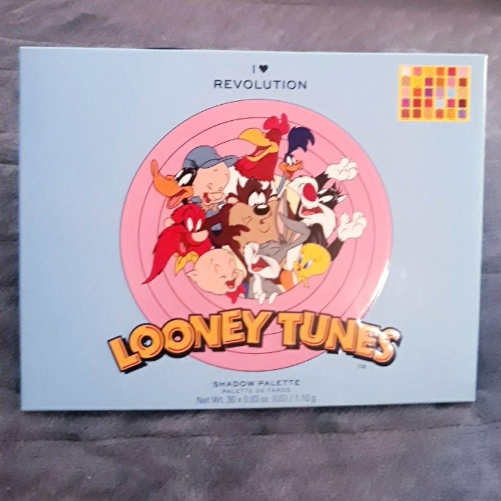 I Heart Revolution Looney Tunes Shadow Palette - 30 Colors - Picture 2 of 16